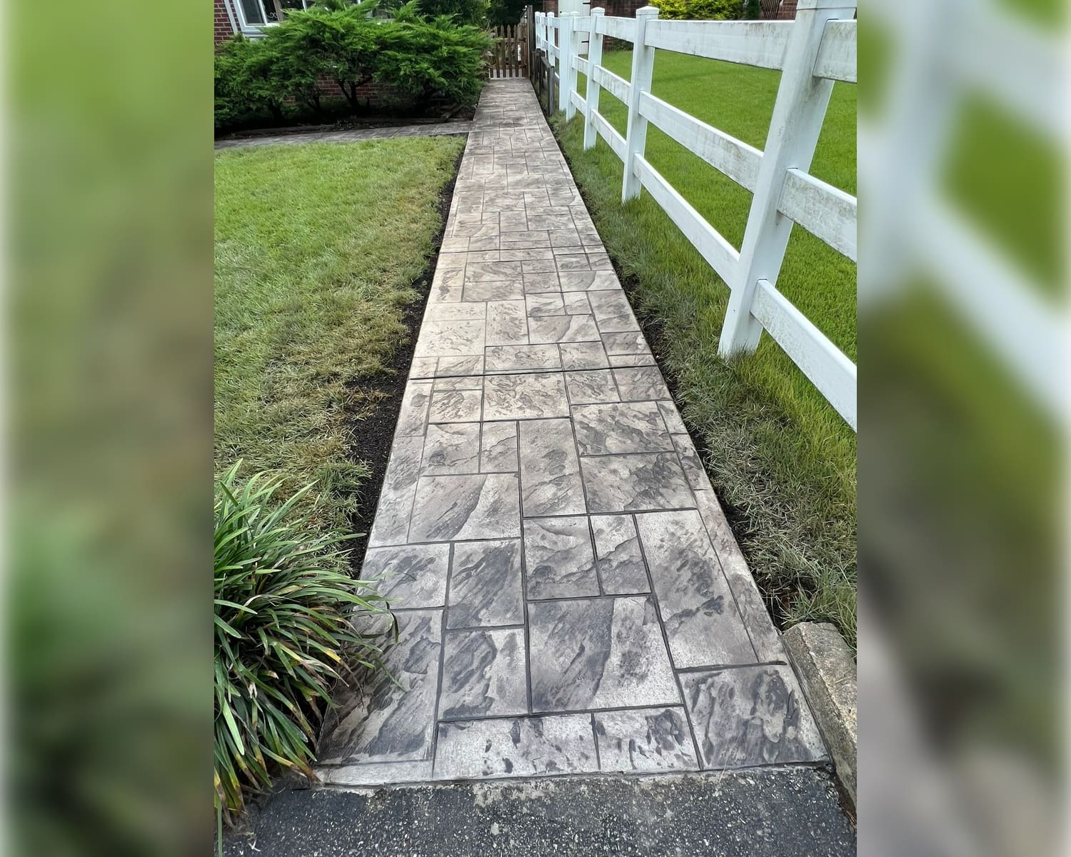 Residential Concrete Walkways